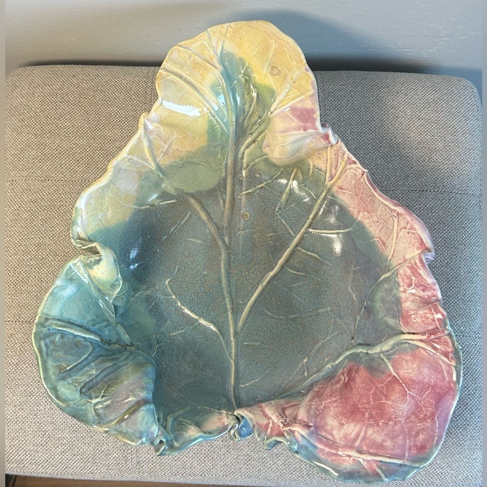 VTG Leaf Shaped Majolica Style Pottery Bowl Multicolor Handmade Artist Signed